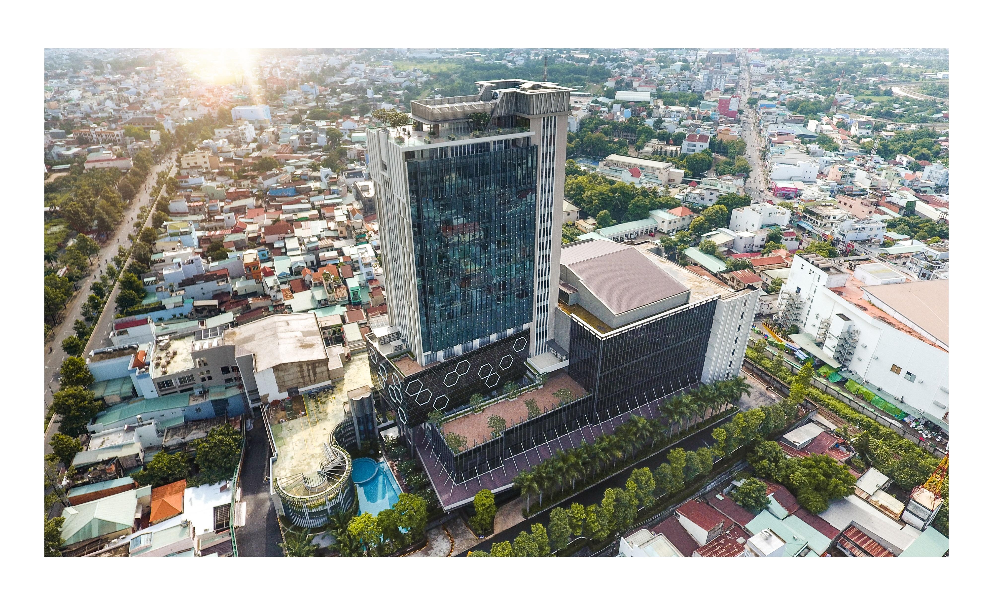 The Mira Central Park Hotel Bien Hoa Exterior photo