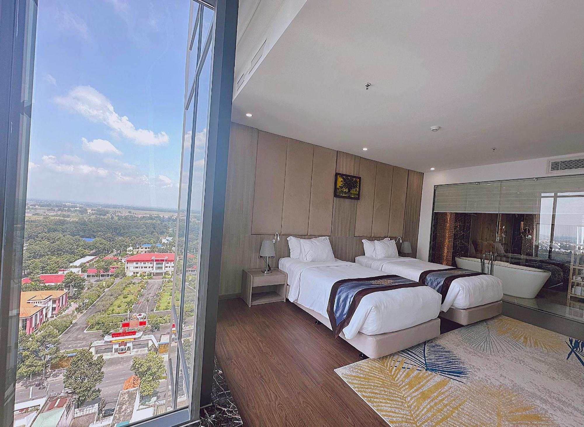 The Mira Central Park Hotel Bien Hoa Exterior photo