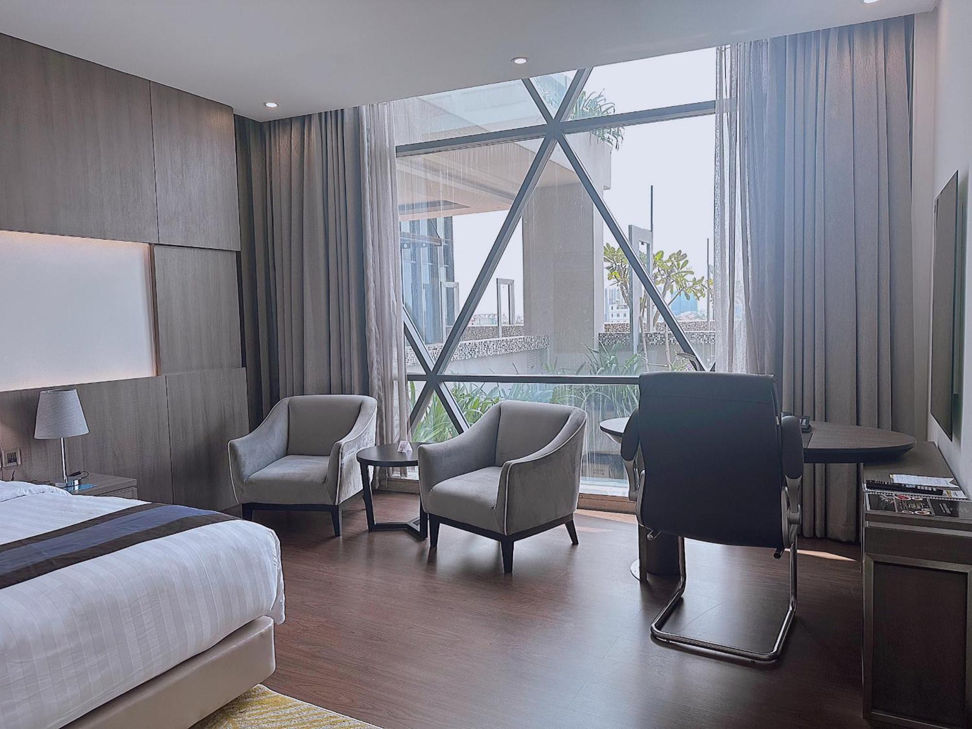 The Mira Central Park Hotel Bien Hoa Exterior photo